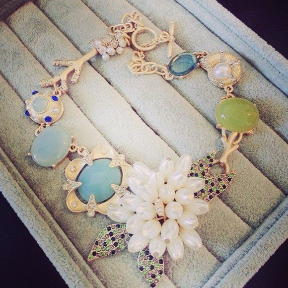 Matte Gold Colored Floral Statement Necklace - Picture 2 of 10